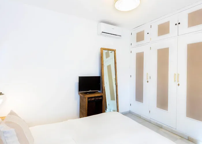 Ana Maria Onlymalaga